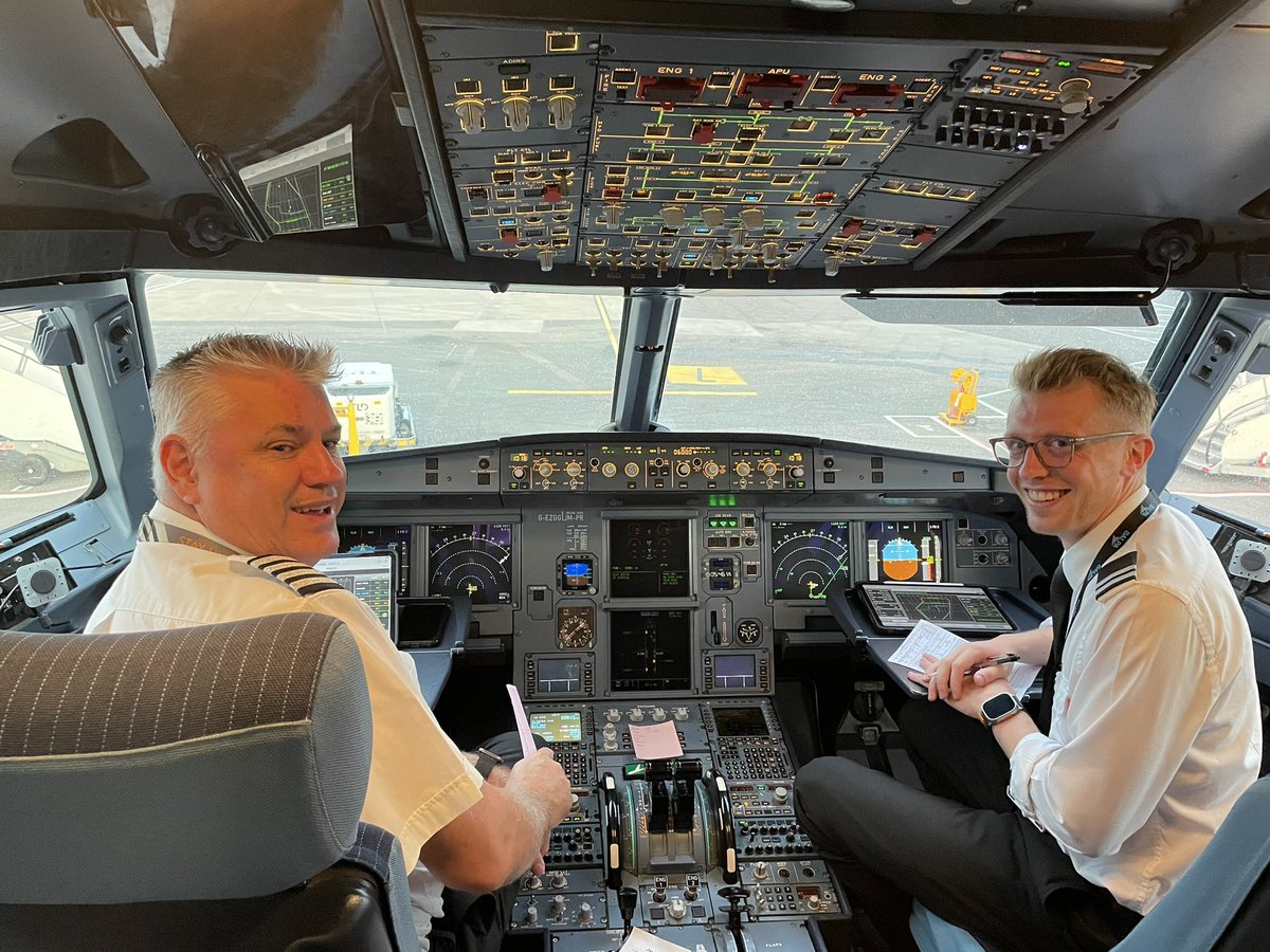 Edinburgh bound to meet with Lindsays Solicitors to develop the growing relationship between our firms… #lawyers #crossborder #cooperation <a href="/HCRlaw/">HCR Law</a> <a href="/emhaines/">Elaine Haines</a>