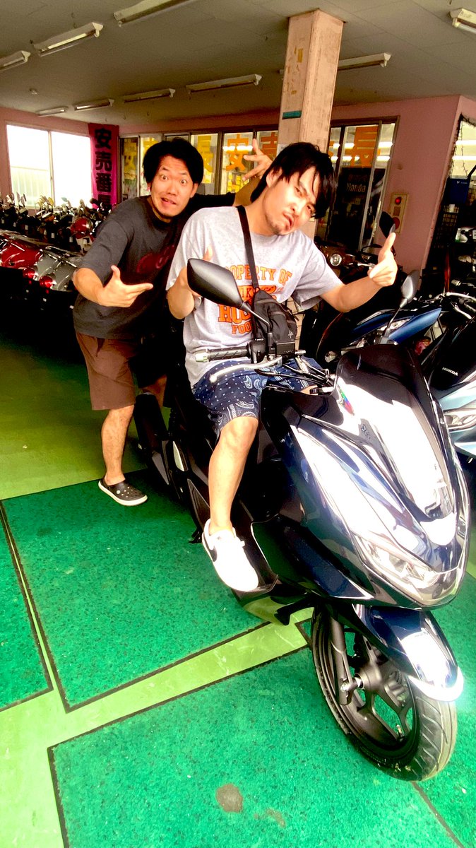 guiter_thinline's tweet photo. 納車いたしました！
PCX！ https://t.co/YHTp5kyyOC