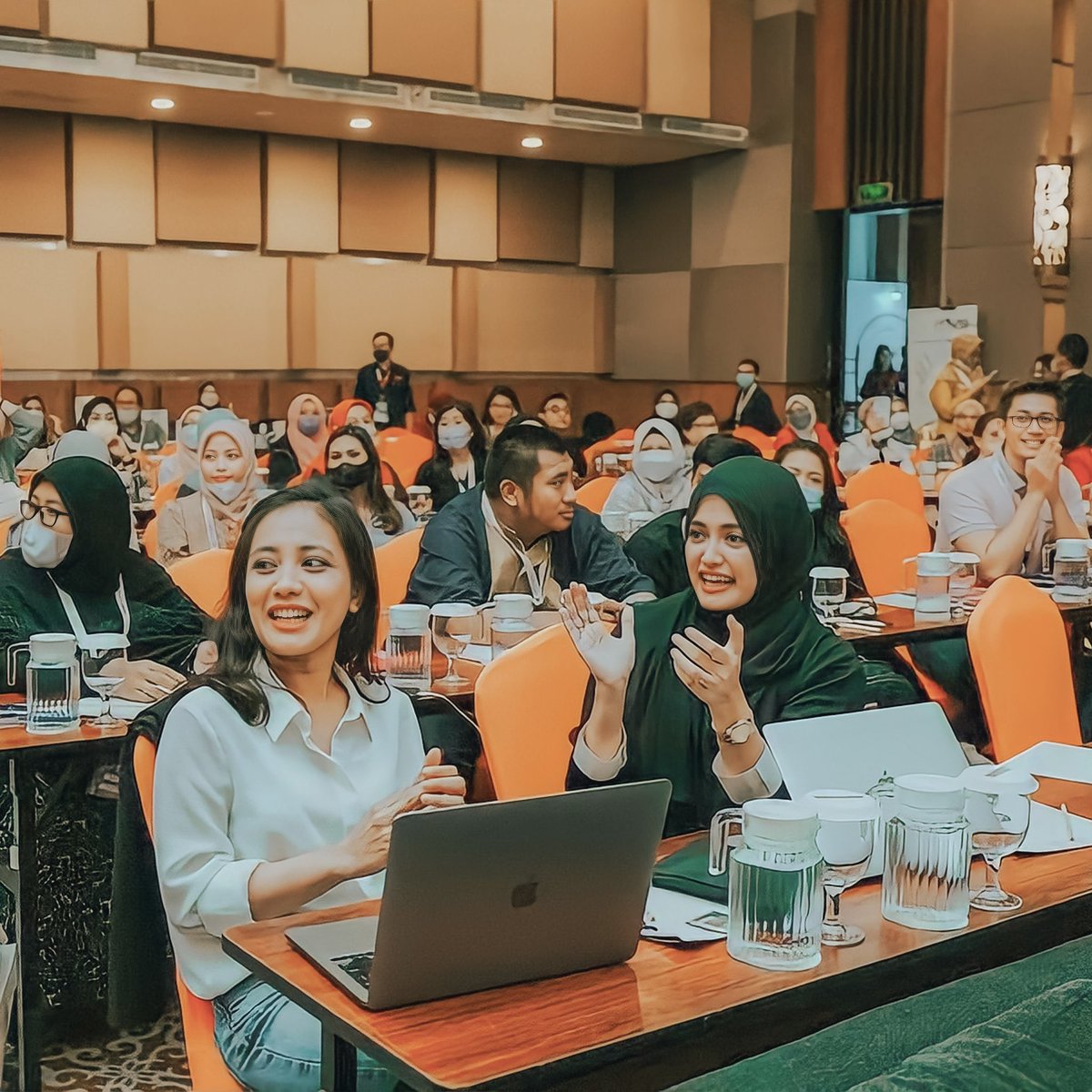 HarperJogja's tweet photo. Designed to provide additional assurance with enhanced measures for a peace of mind, relaxed and productive meetings and events. Our meetings promo starting at IDR 100.000 net per person.
.
#stayatarchipelago #stayatharper #eventsatarchipelago #eventsatharper #harperjogja https://t.co/gfPE3cSm9c