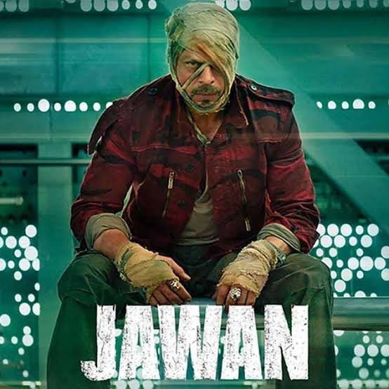 #JawanReview Shah Rukh Khan An Undisputed Action Hero In Atlee's Blockbuster Masala Entertainer #SRK𓃵 #atlee #Jawan #DeepikaPadukone #VijaySethupathi #Nayanathara #ShahRukhKhan𓃵 news18.com/movies/jawan-m…