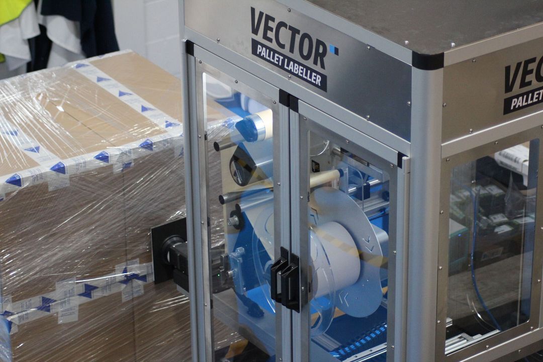 clearmarkcoding's tweet image. What is automated #palletlabellling, and could it benefit you and your operations? 🤔
Read our guide on automated pallet labelling, and see if it would benefit your production process: bit.ly/3SPBQaV