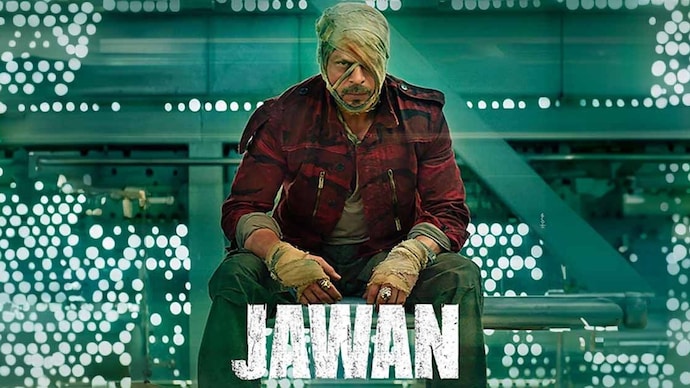 filmyghumakkars's tweet photo. #JawanReview ❤️❤️
1st half engaging
Fully Paisa vasool
Something new...
Going gd,
There are some turn and twist that can make you bounce on your seats ..
Some guest appearances are also there to steal the show...
#intervel #sharukhkhan
#SRK
#DeepikaPadukone #Jawan https://t.co/LRCyVTCZ7w