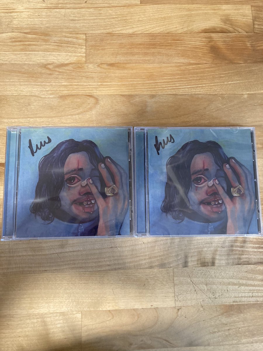 Chad_Durrzy's tweet photo. Look what got delivered ๐ช
Autographed cdโs ~ @russdiemon
#Legendary #Santiago #MakeRapGreatAgain https://t.co/8hVPiYhyRc