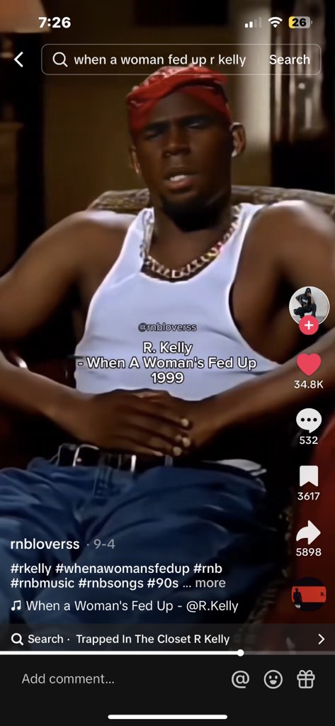 TellaComm_'s tweet image. Look at this mf here