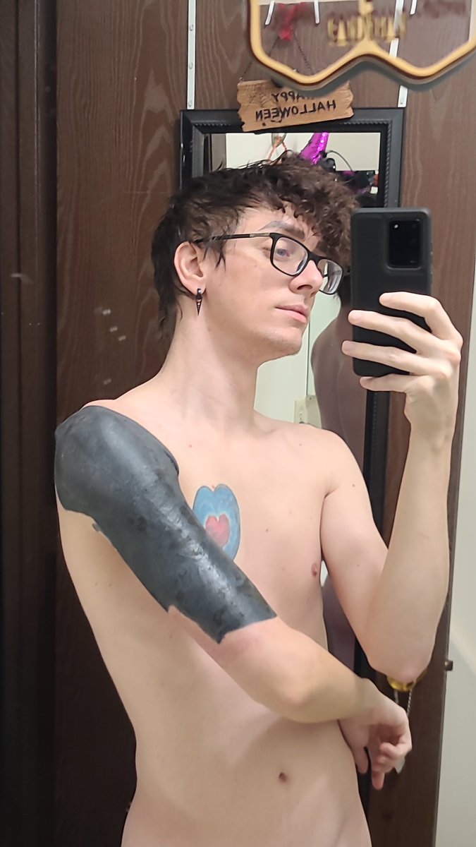 Started on my majority blackout sleeve into memorial hand tattoo on Thurs last week. Either I got a reaction turned infection or messed up my self care &amp; got myself the infection. Regardless, I've been on antibiotics 2 full days. Tat seems to be healing better! What a retrograde.