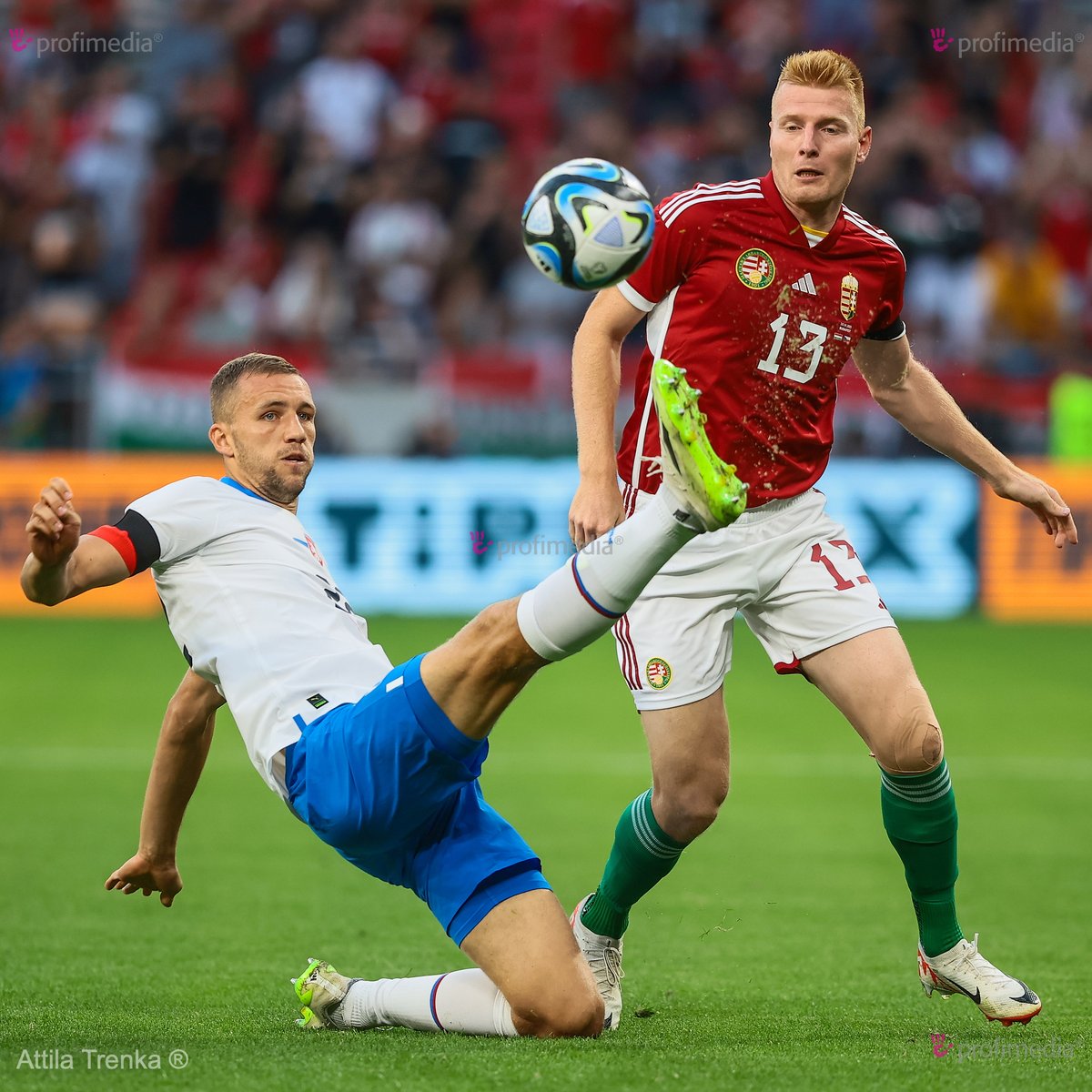 Tomas Soucek of Czech Republic fights for the possession with Zsolt Kalmar of Hungary during the International Friendly match between Hungary and Czech Republic at Puskas Arena on September 10, 2023 in Budapest, Hungary (Photo by Attila Trenka / Profimedia) #UEFA #MLSZ #canon