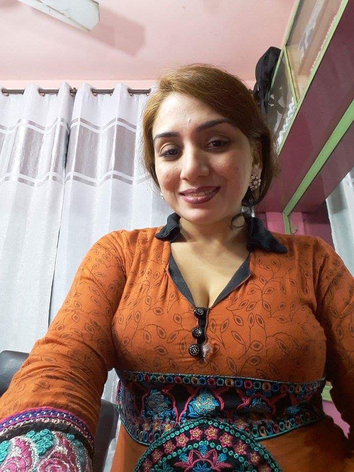 savita10204's tweet photo. I need a night partner https://t.co/pUxNmjYxXW