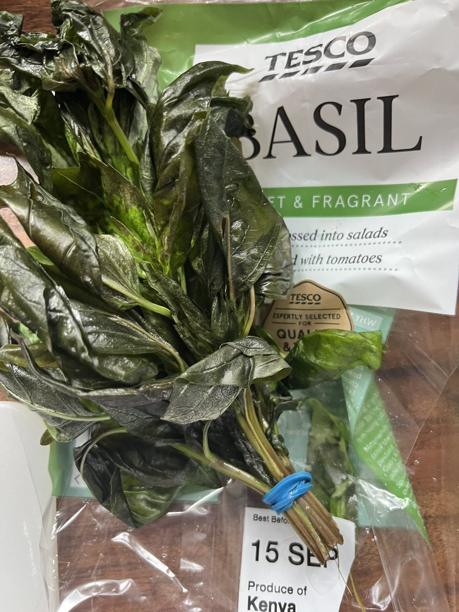 Goneracingagain's tweet photo. @Tesco this is minging. Best Before 15th Sept. When I got up this morning I’m sure it was 14th Sept. Produce getting worse and worse 👏 https://t.co/FVKTHcT211