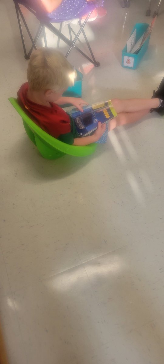 WBusenlehner's tweet image. We have been practicing building our reading stamina here at @PboroElementary #oneChatham #ourPES