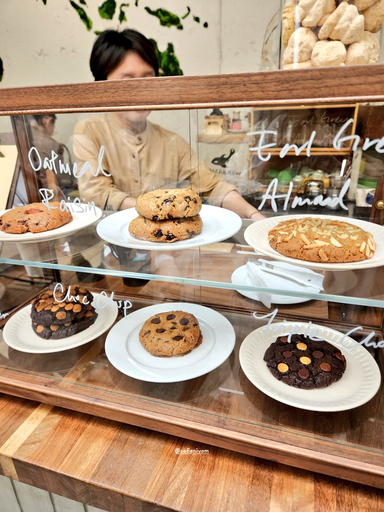 Cafeniyom #คาเฟ่นิยม tweet media