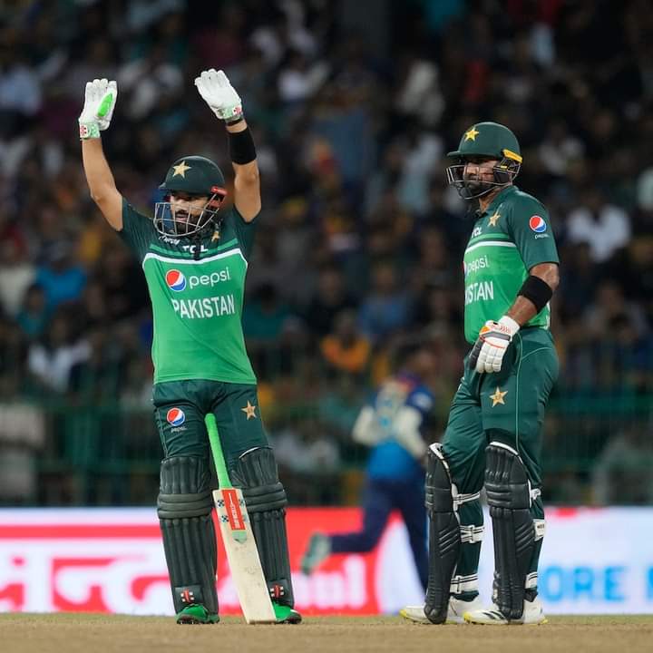 Erajj19's tweet photo. They put the team back in the game. Rest on the bowlers now.  #PAKvsSL https://t.co/yosGsjo4OD