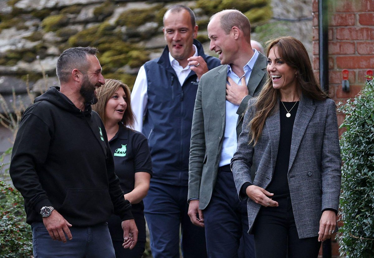 HRHPWales's tweet photo. The Prince and Princess of Wales during a visit to We Are Farming Minds charity at Kings Pitt Farm in Hereford, England today.

📸: Cameron Smith https://t.co/pjV9F3PMCf