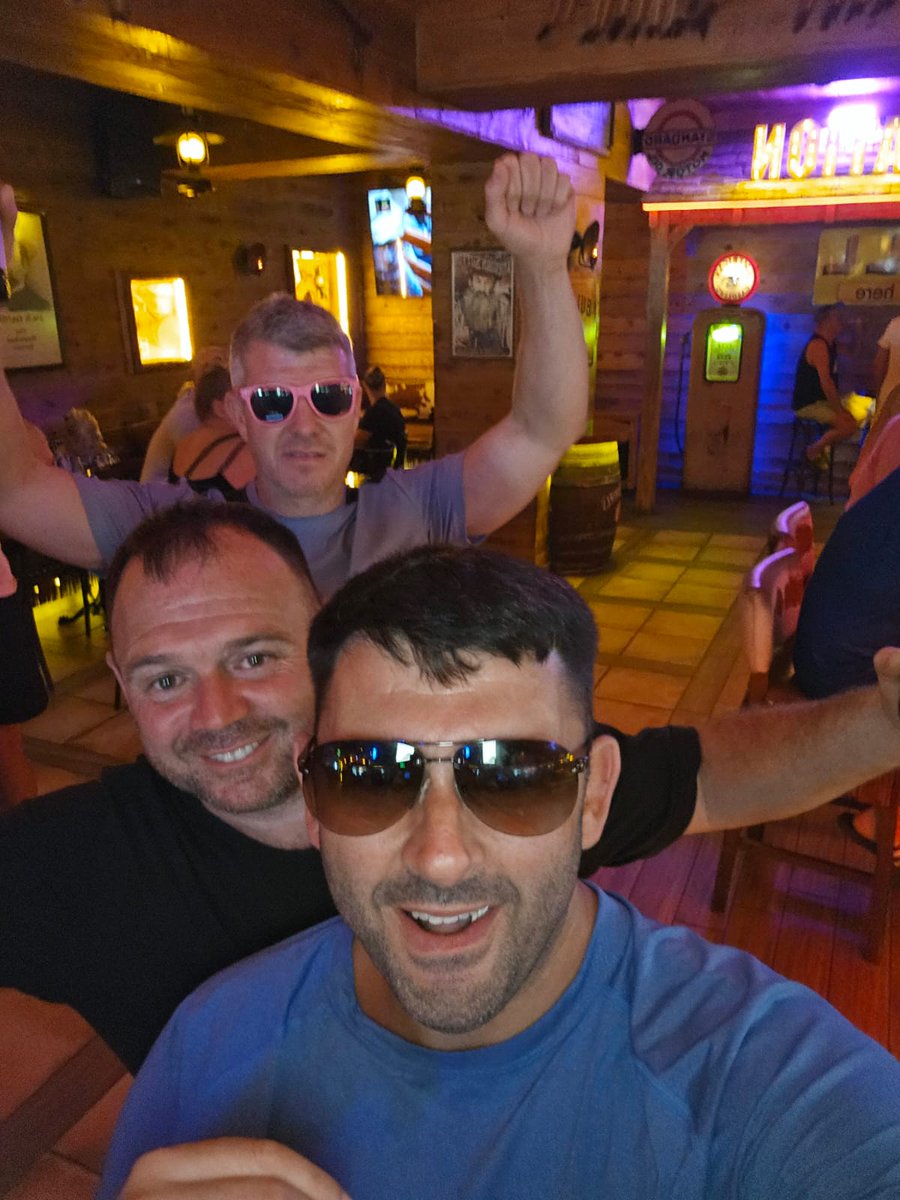 jseddo8's tweet photo. Marsh lane on tour   #westernsaloon https://t.co/Y8Pfo6LASC