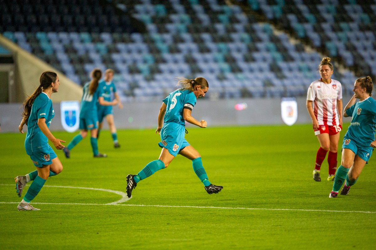 TRFCWomen's tweet photo. 🏆 Our Captain, Our Leader, Our Legend!

Look what it means even after so many years

Captain Lindsey Smith was awarded last night's Player of the Match

#TRFC #SWA https://t.co/PpO9ED7xBI