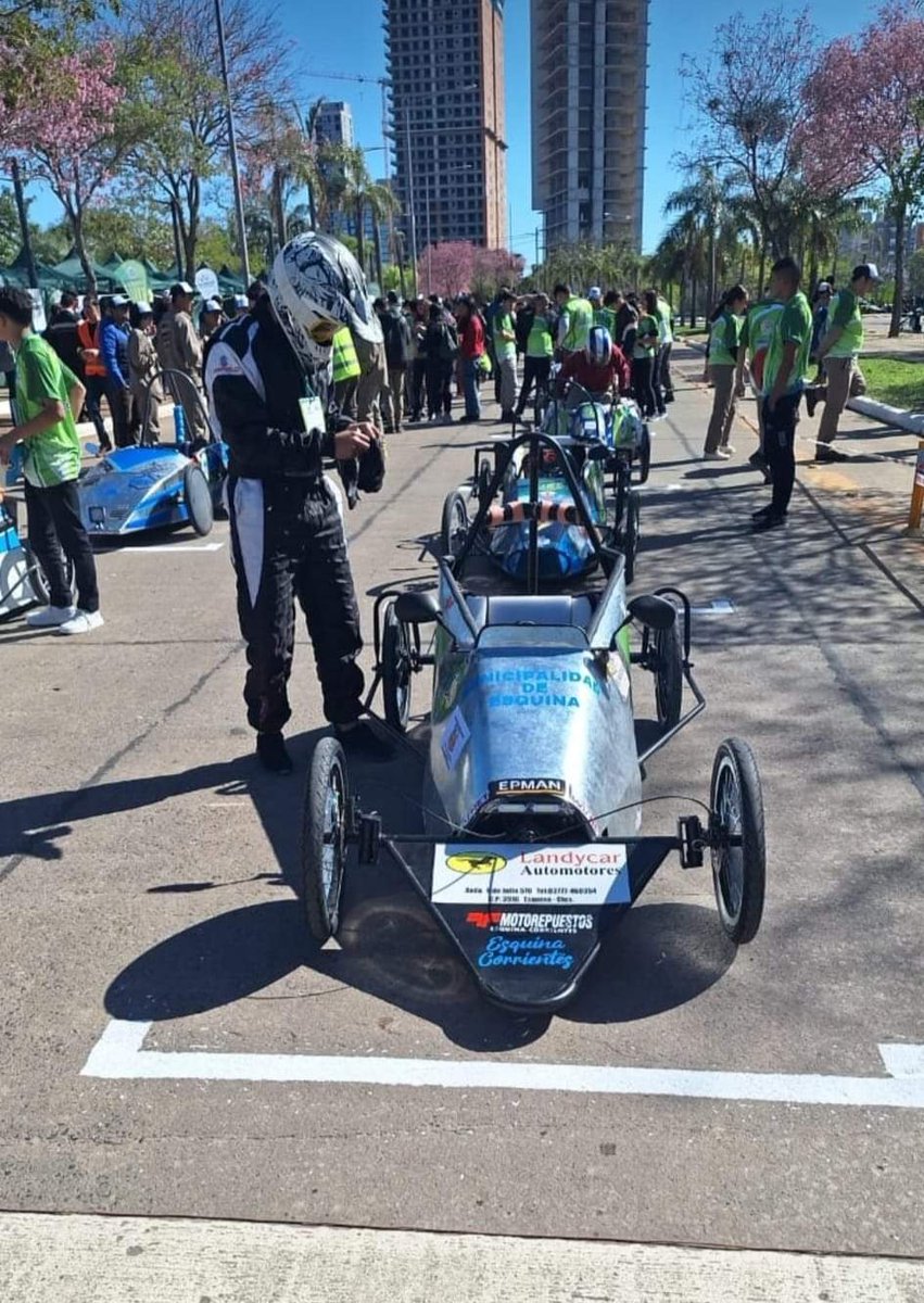 votacion.tecnicarcorrientes.net 

VOTEN ESQUINENSES, AUTO NRO1 AYUDEMOS A LA ESCUELA TÉCNICA💪🏻💖