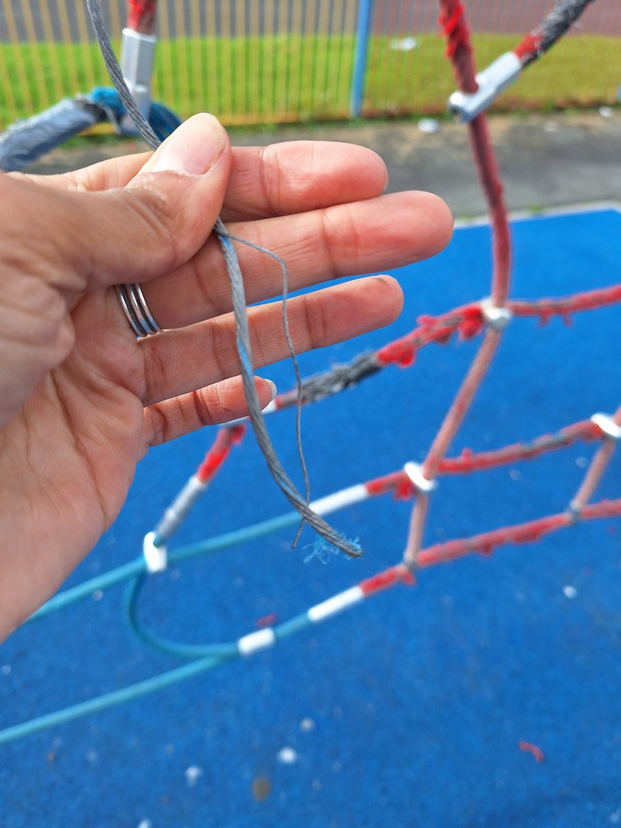 Sydsydyy's tweet photo. @ManCityCouncil @patkarney

Hi

Just been to Boggart Hole Clough, David Lewis playground. Sharp wire hanging out of the rope climbing frame which my child nearly had in their face! Please can this be fixed before a child is injured. Thank you https://t.co/e2ZgYnFpCN