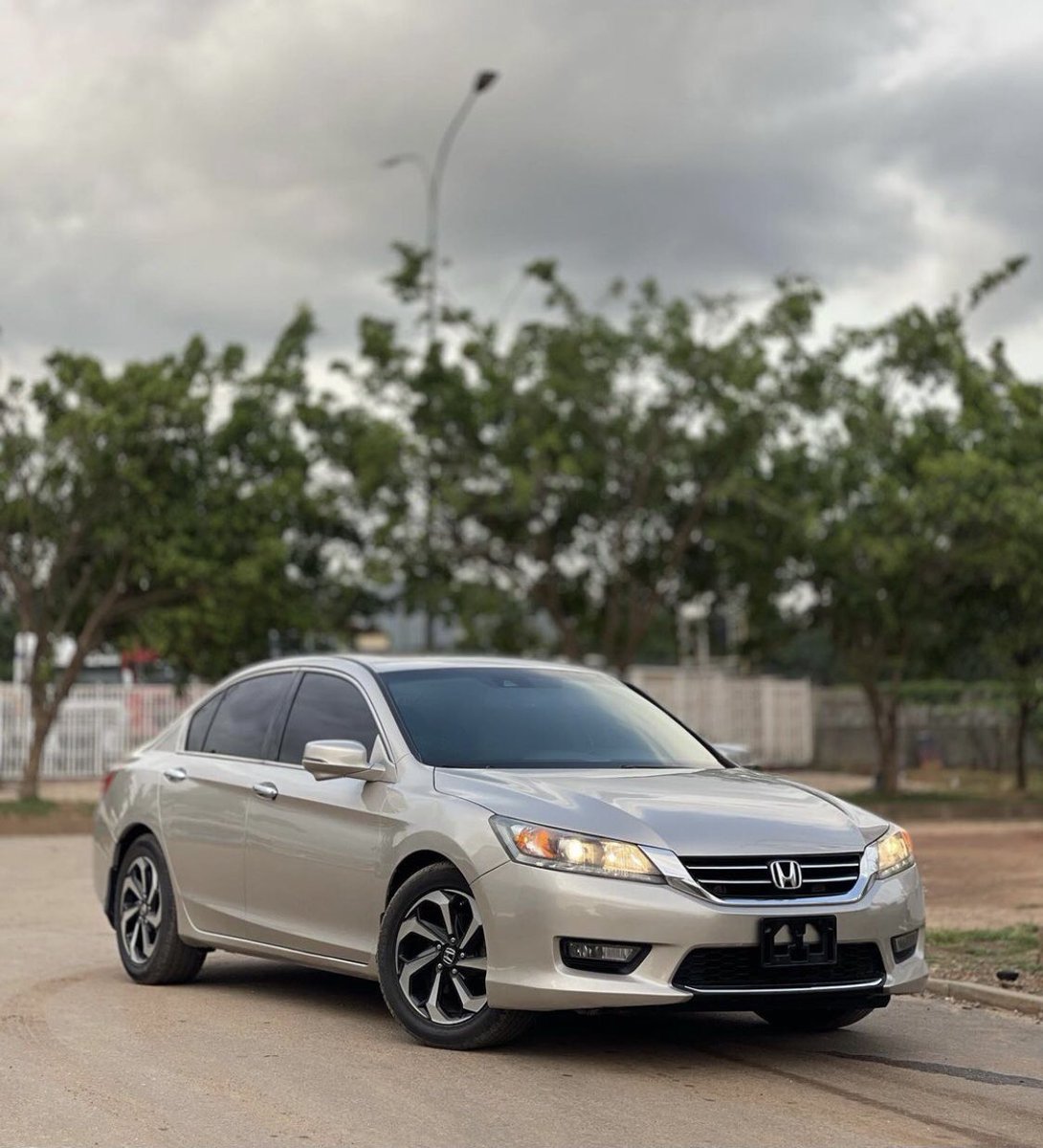 Automall_ng's tweet image. Honda Accord 2014 model EXL
Price:7.5m
Duty: paid 
Location: Abuja 
#Naira #CBNGOVERNOR #Firs #Mohbad 
@__yellows @aisha_yaGuda @___Bils @_ameeyraah @Ummeey_ @hayateey1 @Asmau__Hassan @_hafsat_paki @KawuGarba @abujarides @A__yabo @saamaccido_ @Kha_dee_ja_tou @jibreelKhalil RT🙏