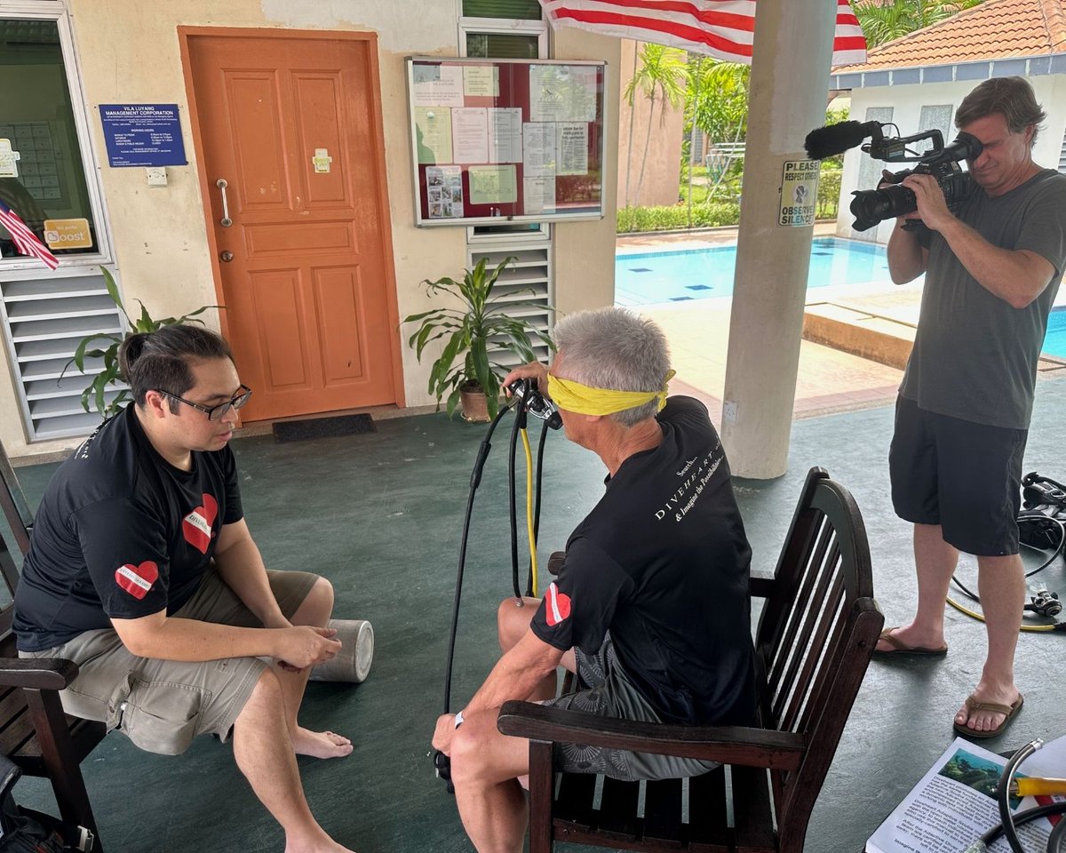 diveheart's tweet photo. Jim recently spent some time in Malaysia alongside our Diveheart Malaysia team, under the expert leadership of Syed Rahman. 

#malaysia #accessibletourism #adaptivesports #scubadiving #disabilityinclusion https://t.co/l0LLTU381J