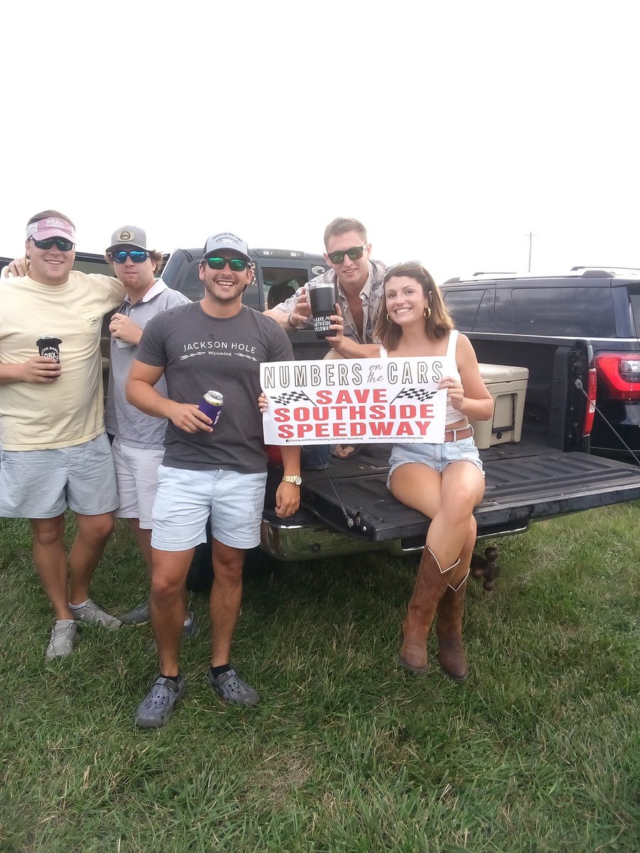 saveSSspeedway's tweet photo. Ashland VA after-hours concert series : Riley Green  County Singer 
           Numbers on the Cars
Great song ,awesome artist and lots of support for Southside Speedway!
#savesouthsidespeedway
https://t.co/2fFVSTQCVL https://t.co/7UFmbpMrjA