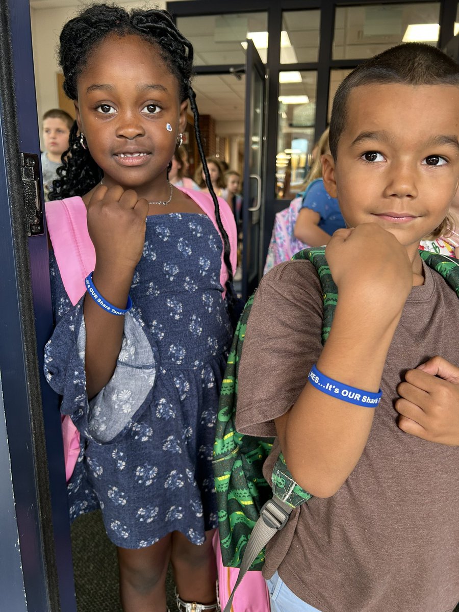 Monomoy_HES's tweet photo. Welcome to our Shark Tank! We are building our community and developing a place where everyone feels welcome, loved and feels they belong at HES!  
#Fintasticsharks https://t.co/0hX78ZTWh0