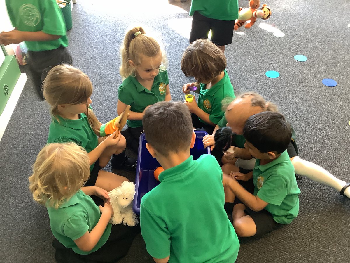 Chess_WPA's tweet photo. Our first Science lesson of the year! Looking carefully at our toys helped us to learn more about the materials they are made from…plus it was fun too! #WatersideScience #happychildrenlearn https://t.co/nmMqO57xAd