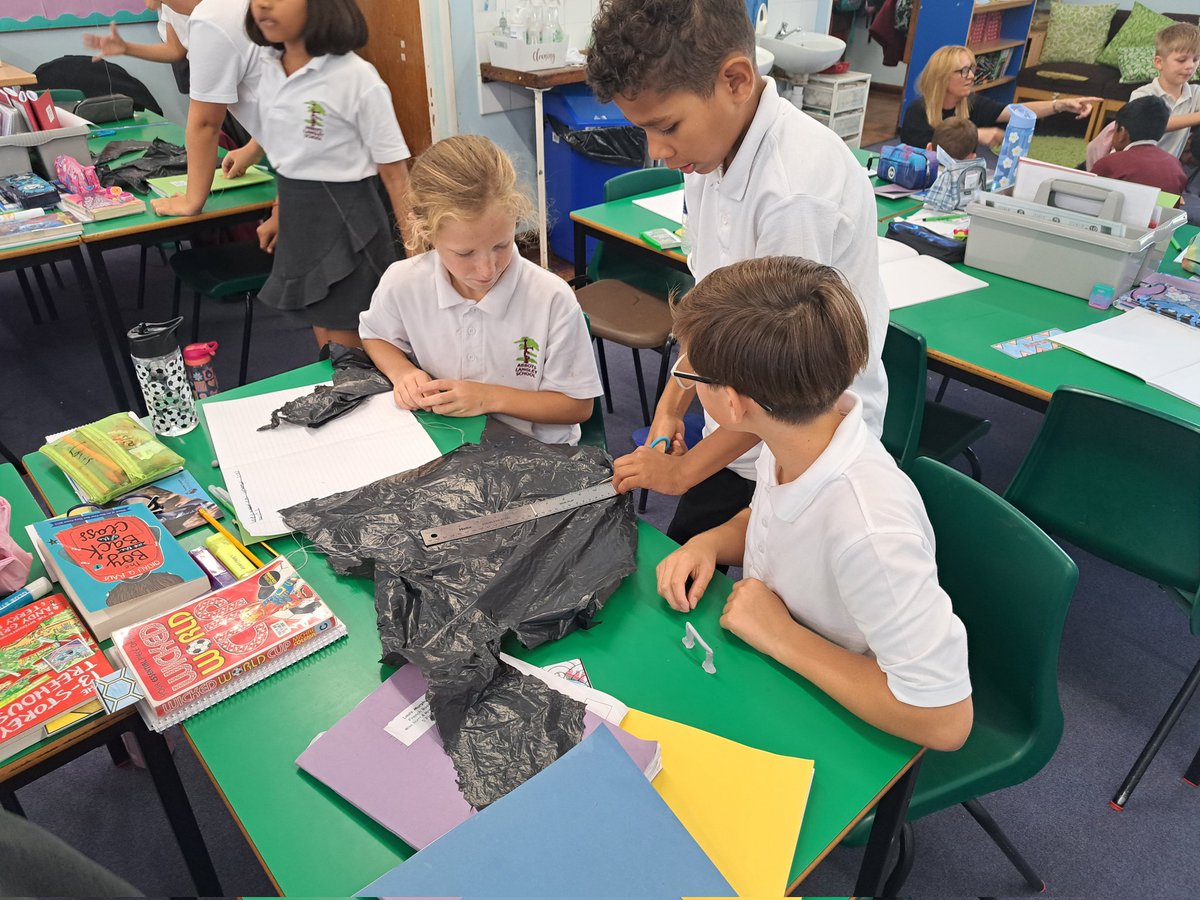 Year 5 Fine tweet media