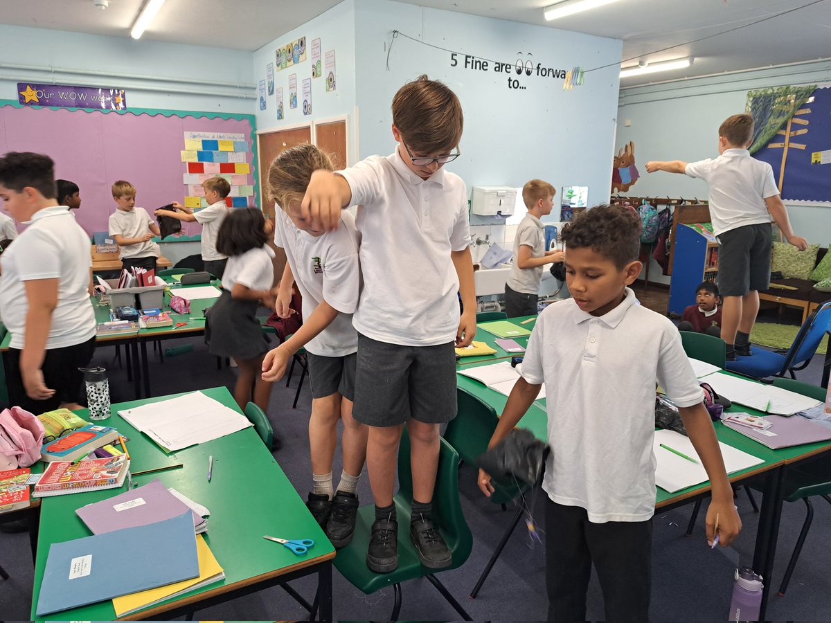 Year 5 Fine tweet media