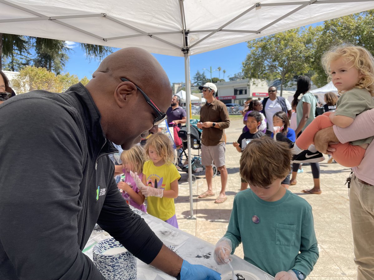 CALifeSciences's tweet photo. We loved seeing 2000+ kids immersed in science at the 2023 #KitsCubed STEM Fair in Oakland! The best way to preserve the future of #lifesciences is to engage the youth in our communities, & we hope this lights a spark for some young future scientists. π§ͺπ©βπ¬#WeCommitToChange https://t.co/gJbjPcX2OZ