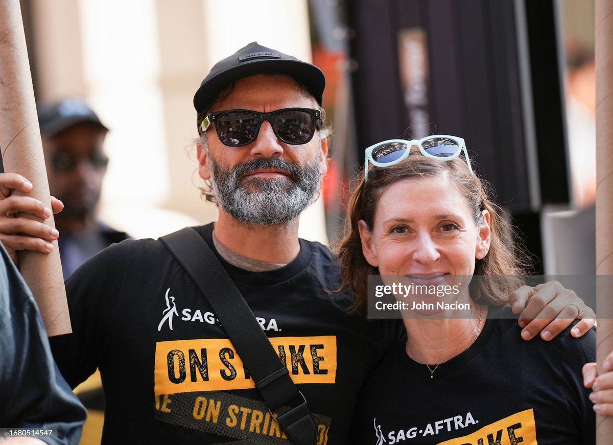LeeBeverlyHills's tweet photo. Oscar Isaac joins #SAGAFTRA and #WGA members on strike on September 14, 2023 in New York City. https://t.co/MHHPbVt0ww
