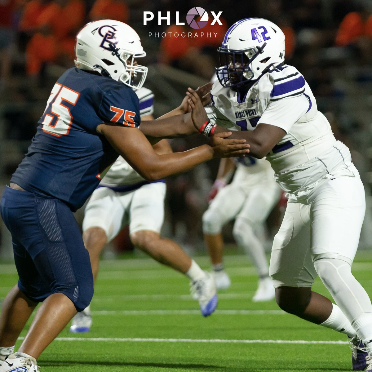 vypesideline's tweet photo. Ridge Point vs FB Bush 🚀
https://t.co/AYkPiOwzdU

#sportsphotography #sportsphotographer #footballseason #htxhsfootball #htxfootball #hsfootball #txhssports #htxsports #footballszn #txhsfb #txhscheer #cheer #htxhscheer https://t.co/2Kwp3FVbuF