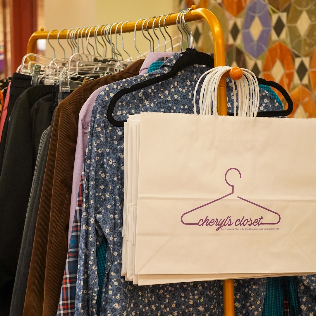 Exciting News! Cheryl's Closet Pop-up event is here at Powell until 1 p.m. Come over for some fantastic finds, and remember, starting on Monday @ 9 a.m., walk-ins are welcome!

#alfredu #alfreduniversity #style #college #collegelife