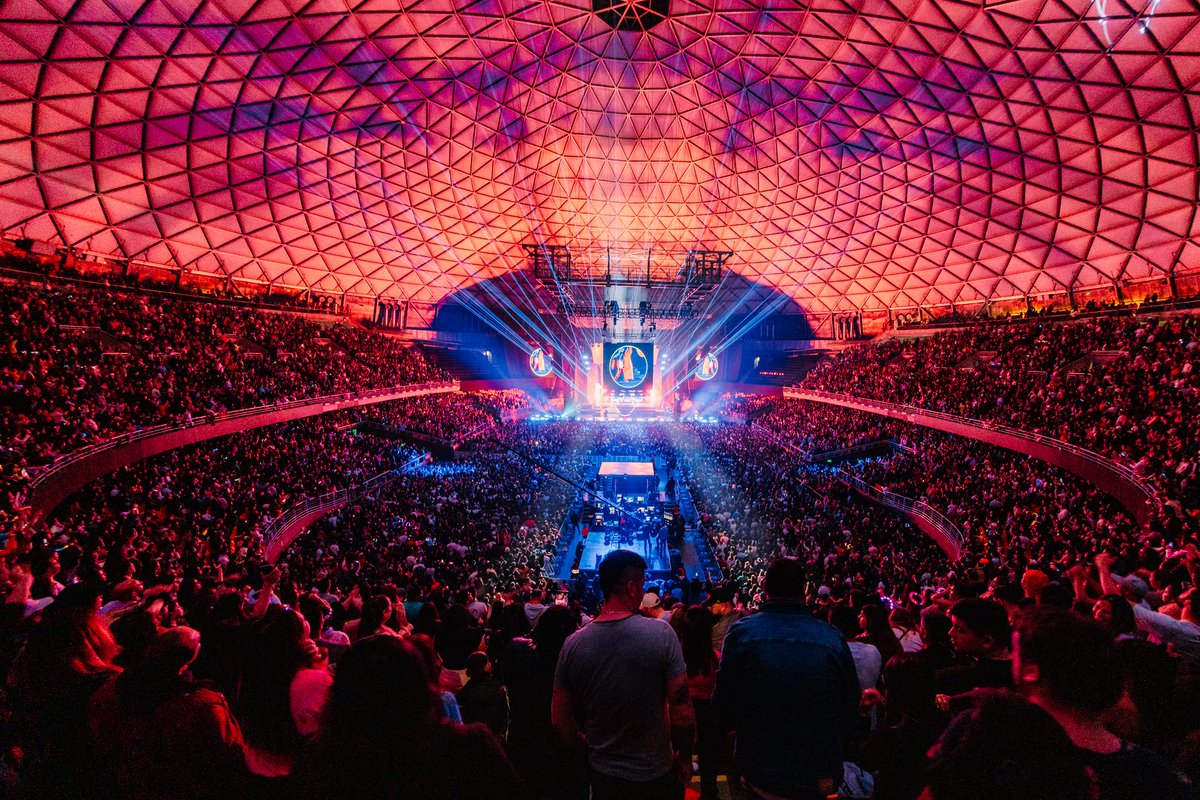 ClayPakyNews's tweet image. Claypaky Fixtures Shine at Spectacular Anniversary Concert for Zion &amp;amp; Lennox in Santiago, Chile claypaky.it/en/news/claypa…

#Claypaky #SharpyPlus #MidiB #Sharpy #AlphaWash1500 #IgniteYourShow