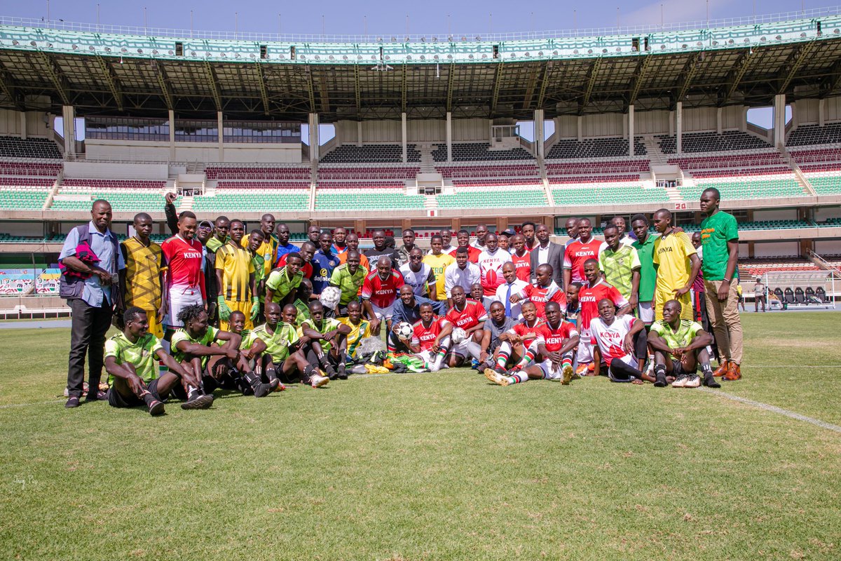 OAmollo's tweet photo. #BungeFC; Early Morning (6am) Match At Kasarani Stadium, Bunge FC(2), Against My Constituency steam, Dero FC(4), Who Are A Top League Team In The Provincial League!  Was Glad To Sponsor the Boys Tour to  Nairobi, Gave Another Set Of Uniforms &amp; Balls, Plus Cash. Thx Bunge Contrs🙏🏾 https://t.co/BU06tRu0Jx