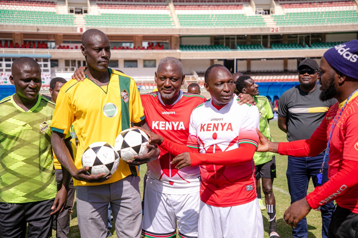 OAmollo's tweet photo. #BungeFC; Early Morning (6am) Match At Kasarani Stadium, Bunge FC(2), Against My Constituency steam, Dero FC(4), Who Are A Top League Team In The Provincial League!  Was Glad To Sponsor the Boys Tour to  Nairobi, Gave Another Set Of Uniforms &amp; Balls, Plus Cash. Thx Bunge Contrs🙏🏾 https://t.co/BU06tRu0Jx