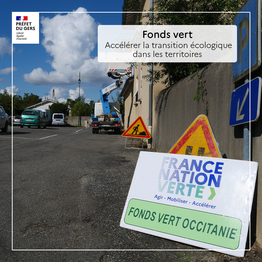 Prefet32's tweet photo. #territoire | Le #FondsVert pour accélérer la transition écologique dans les territoires
💡 Dans le #Gers, 41 dossiers financés pour plus de 3 millions d'euros. Laurent Carrié s'est rendu hier dans la commune de #Masseube qui a ainsi pu rénover son parc d'éclairage public. https://t.co/1bo5SmvwEw