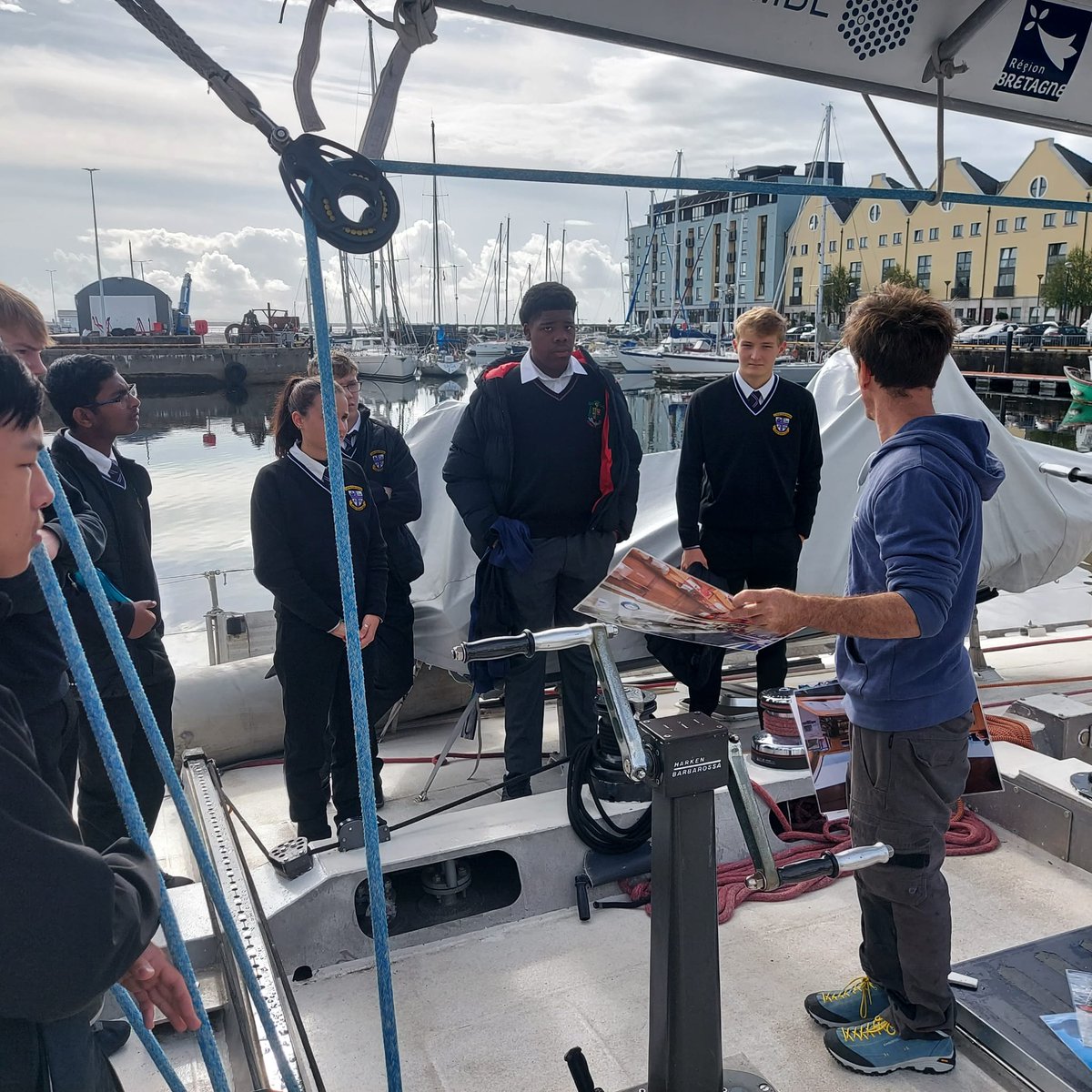 Huge thanks and well done to <a href="/TaraOcean_/">Fondation Tara Océan</a> for showing our students the valuable work they do to conserve the earth's oceans. It was a truly informative lesson for the 80+ students who attended at the Galway docks.