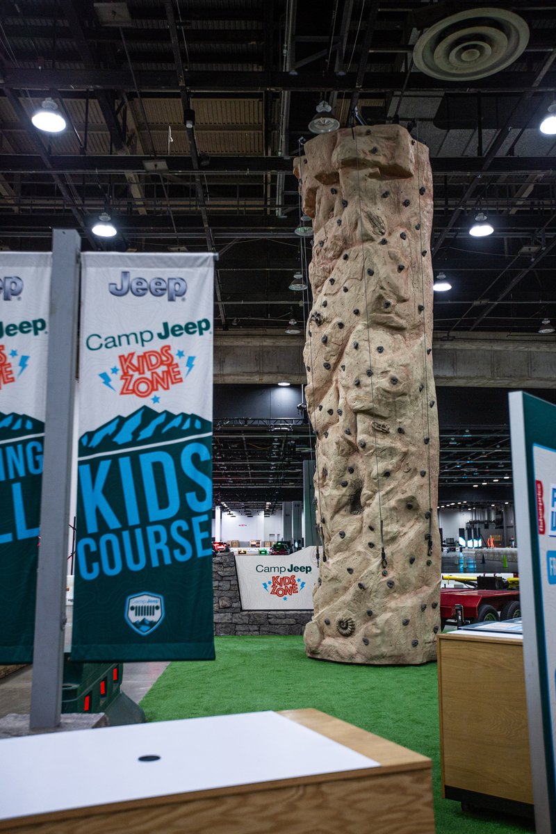 DriversAutoMart's tweet photo. What's featured at the 2023 @NAIASDetroit?

#CampJeep test track showcases off-road capability, while the Kids' Zone 👨‍👩‍👧‍👦 features a 26-ft climbing wall and #Jeep #4xe #PowerWheels! 🚙 In Ram Truck Territory, the test track demonstrates the power and capabilities of #RamTrucks! 🛻 https://t.co/mRxcSfEagk