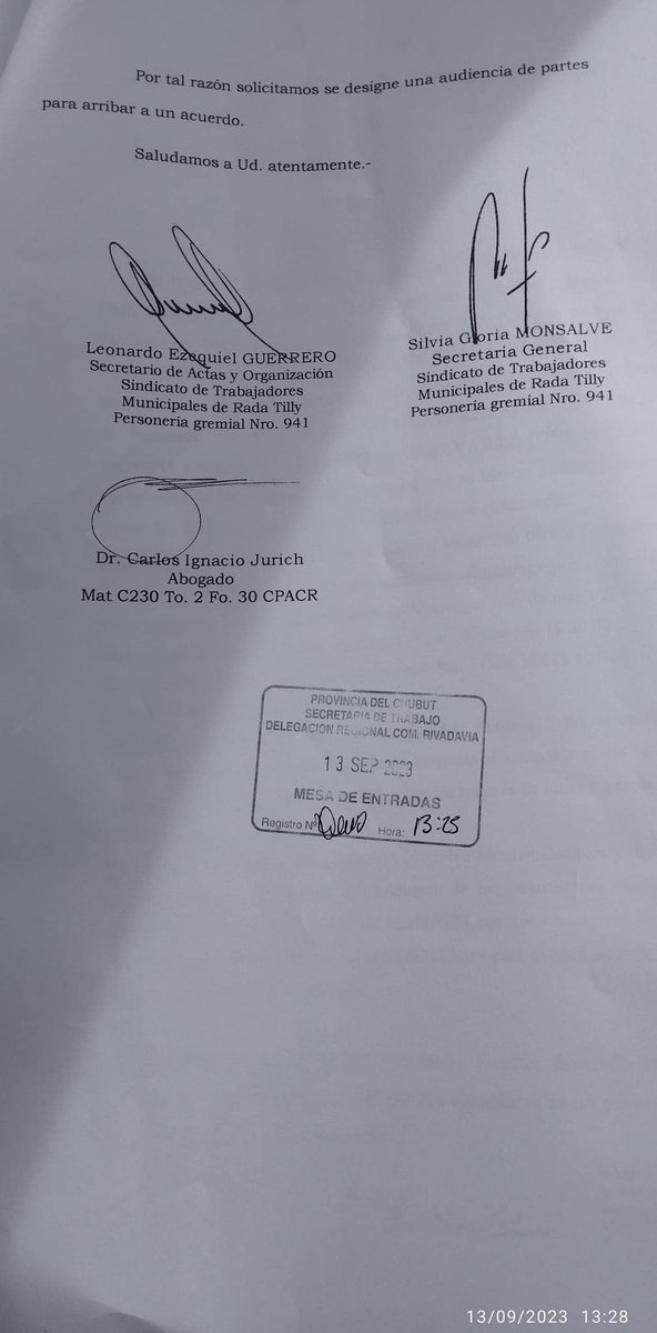 PARITARIAS
Realizamos la presentación de la siguiente nota ante la secretaría de trabajo debido a las reiteradas ausencias por parte de los paritarios del ejecutivo municipal, las cuales entorpecen la correcta función de las paritarias pactadas con anticipación por ambas partes.