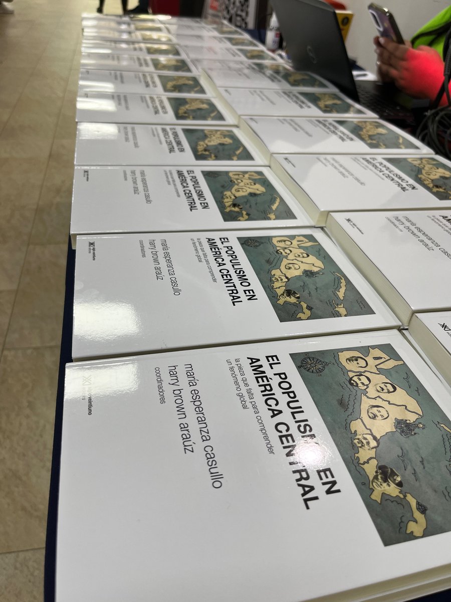 Redcacip's tweet photo. ¿Qué aportan los casos centroamericanos de populismo a la comprensión del fenómeno en el resto de América Latina y el mundo? @mecasullo y @hbrownarauz presentan “El populismo en América Central” en el X Congreso Centroamericano de Ciencias Políticas. https://t.co/4j98mSL1At