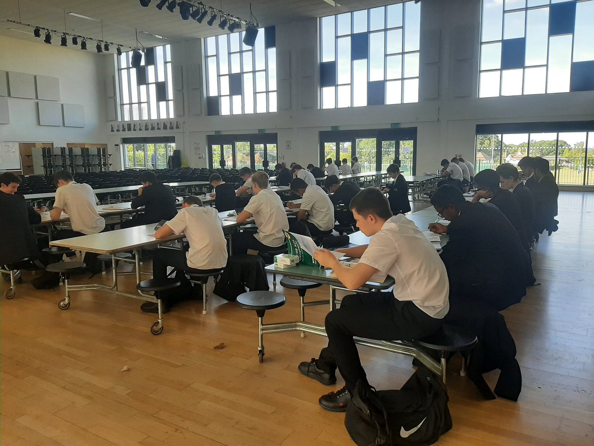 rw_school's tweet photo. RWS11 silent study has been well attended this week. A great start to the year. Keep up the good work. #RWS11 #everydaycounts ๐ค๐ https://t.co/2XrlI2OlKS