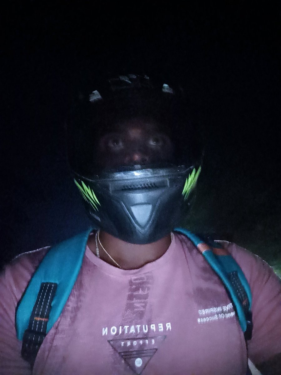 ImP__Azhagar's tweet image. மீண்டும் சென்னையை நோக்கி 

 miss you my family😔🥺 and native

#Chennai
#nativelove