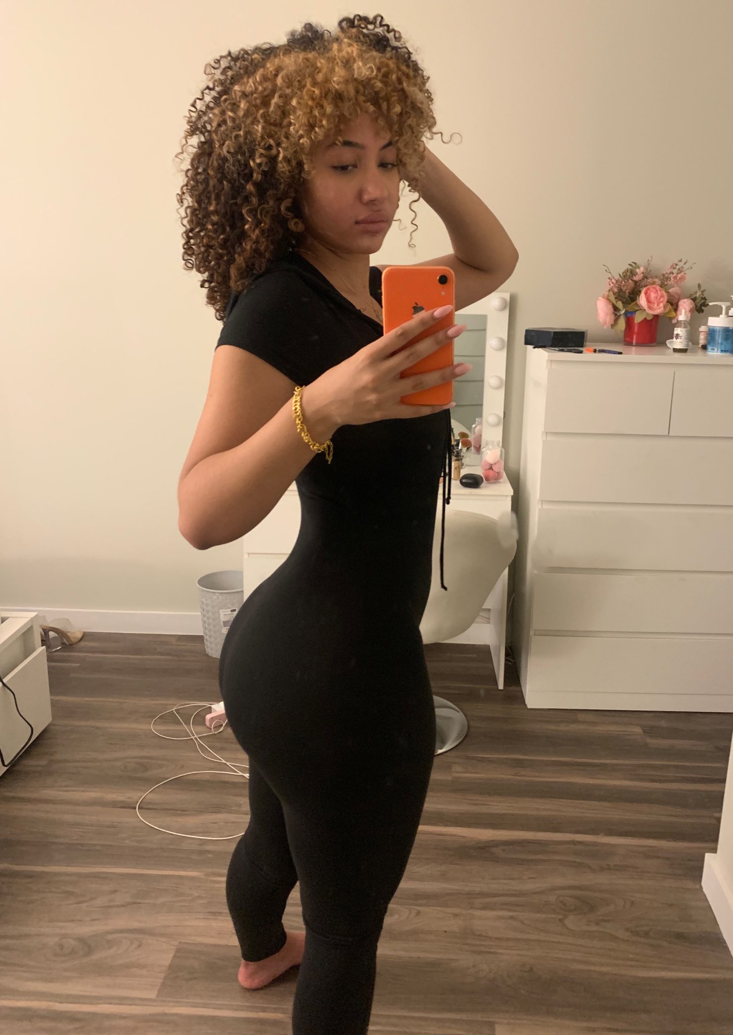 F5_8XppWkAYyf9A.jpg:large