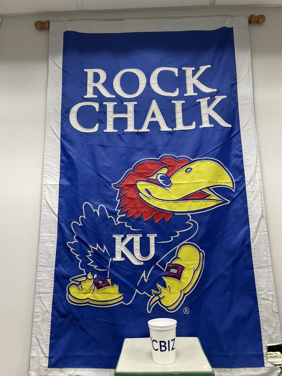 Hey <a href="/KUbschool/">KU Business</a> Accounting students!  Are you ready for the accountancy career fair tomorrow?  For an extra boost of confidence, stop by the atrium outside of <a href="/KUBusCareer/">KU Bus Career</a>  services and grab a tip sheet and lunch from Brooke &amp; Matthew #cbizrox