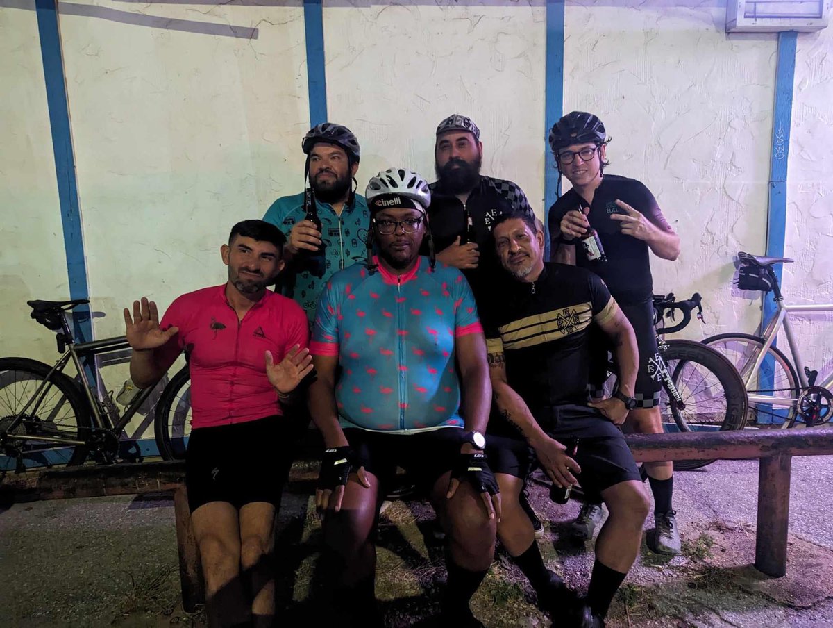 HoustonCM's tweet image. East End Bike Ride: training ride every Wednesday evenings. Starts at D&amp;amp;W Lounge over at the East End.