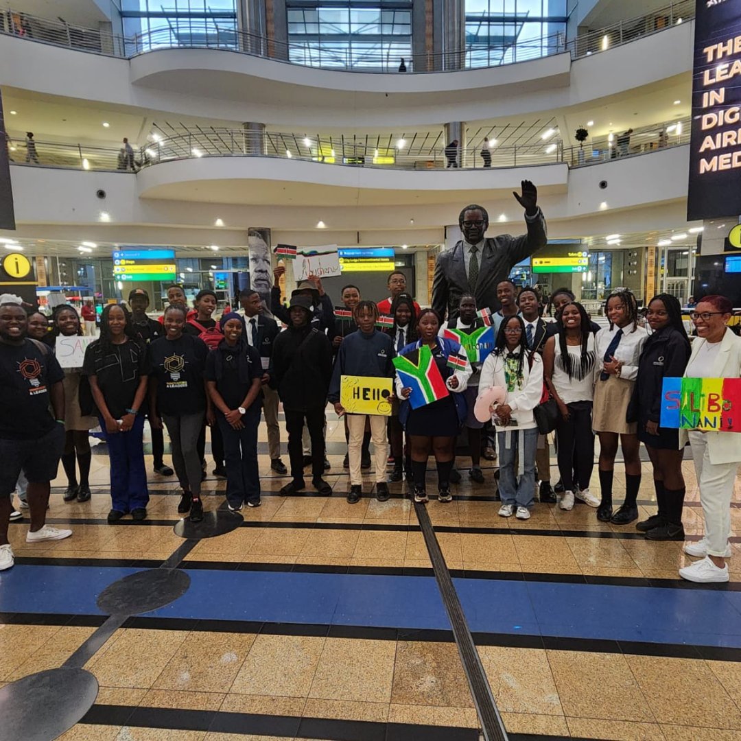 novapioneer_sa's tweet image. Nova Pioneer SA extends a warm welcome to our Kenyan peers! Let's create lasting connections, embrace cultures, and savor South African student life!   
#NovaPioneer #ExchangeProgramme #FindYourNova #CulturalExchange #GlobalLearning #GreatTogether #HighExpectations