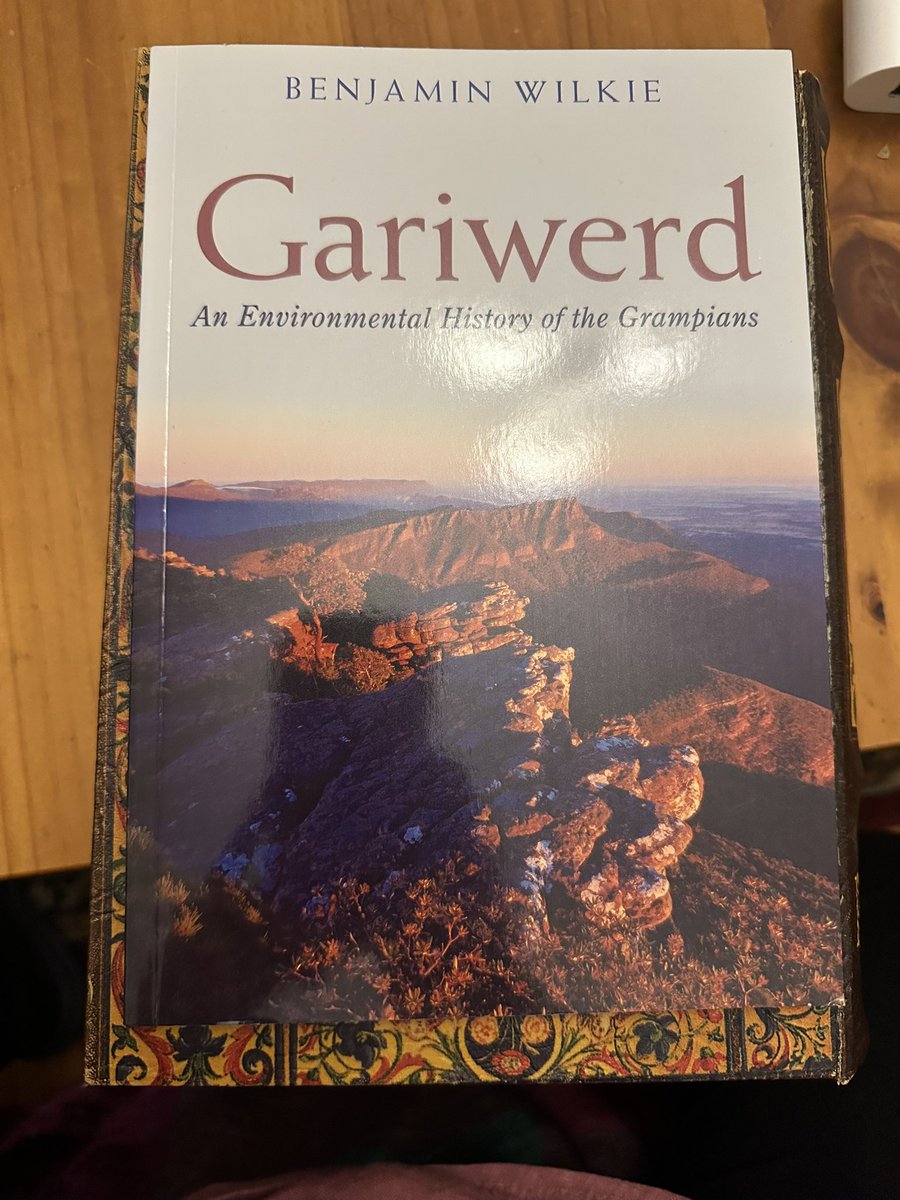 Weekend at Gariwerd and made a beeline to Brambuk for this. Hey presto! #betterlatethannever ht <a href="/Caledonia_Aus/">Ben Wilkie</a>