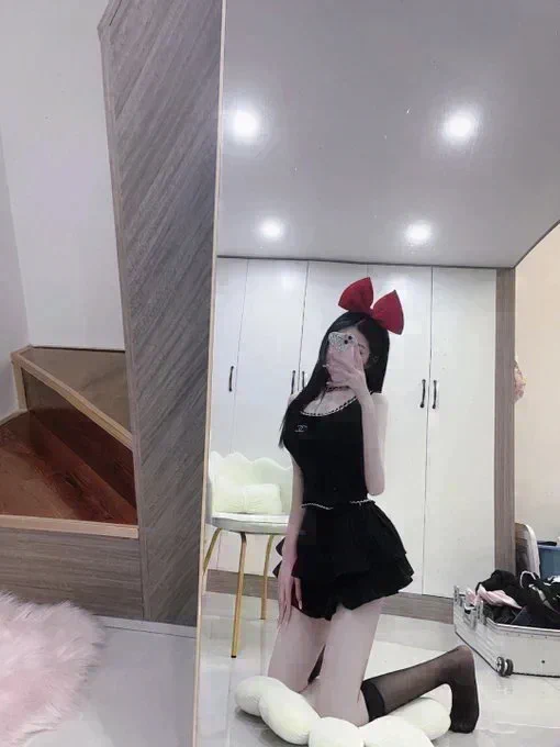 treva_ami's tweet photo. 下面最近水往外噴
哥哥的光顧我的幸運 新增水床 情趣破絲襪
 #龍崎按摩 #龍崎個工 #龍崎泰洗 #按摩舒壓 #個人工作室 #水床服務 #泰國浴 #龍崎定點 #一對一的服務喔 #單身交友 #人稱小妖精 照片本人 #龍崎付費約 LINE:tq6666
 新增水床 服務時間;上午10點到晚上12點 https://t.co/0Cv28hACuI