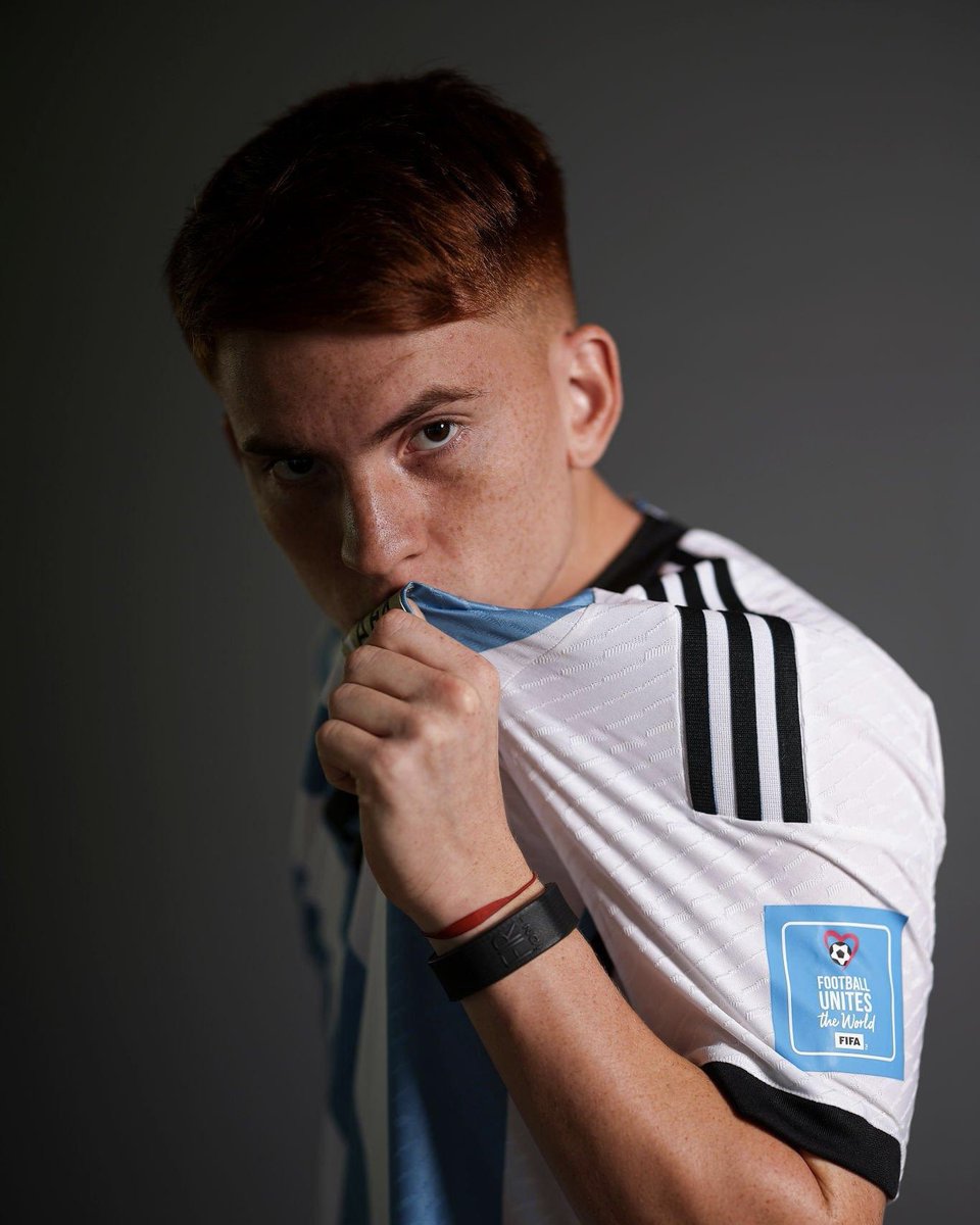 𝘽𝙍𝙀𝘼𝙆𝙄𝙉𝙂: #ManCity have reached an agreement in principle with Valentin Barco, as per <a href="/GerGarciaGrova/">Germán García Grova</a>.