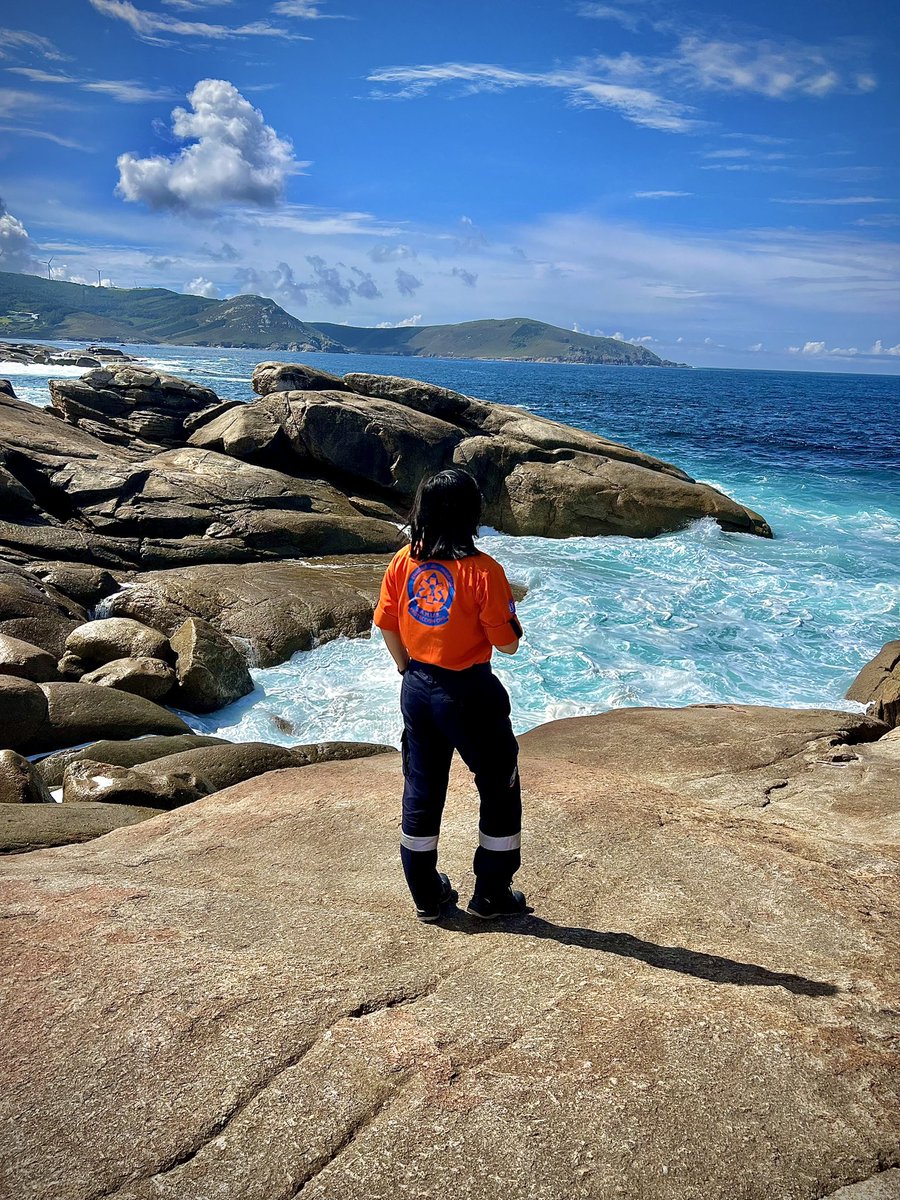imerino_'s tweet photo. Con el corazón lleno de felicidad y resaca emocional 🌊🚑🧡

Gracias equipo! @lidia_fdez21 @FerLPereira https://t.co/tLYez5wjqx