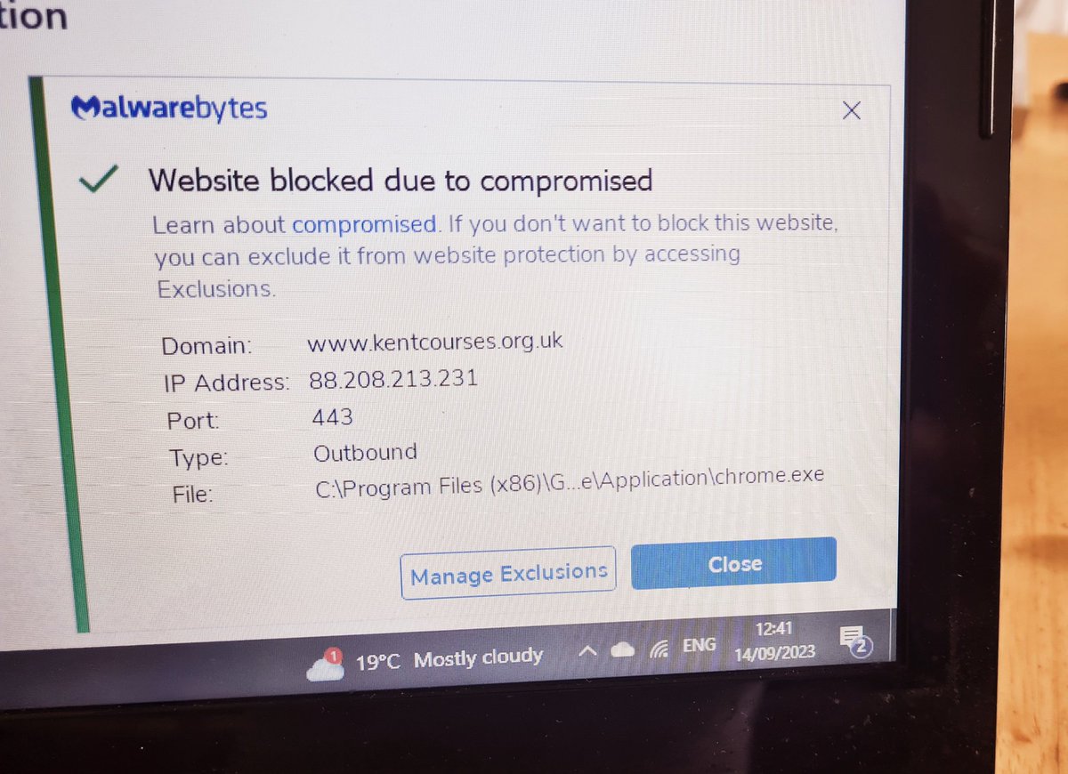 nigelbsb's tweet photo. @Kent_cc Cant send you Dm unless i sign up for premium (no thanks) but this is the message im getting when i get to the link for https://t.co/udtN267dWf https://t.co/lY4NvX5k6N
